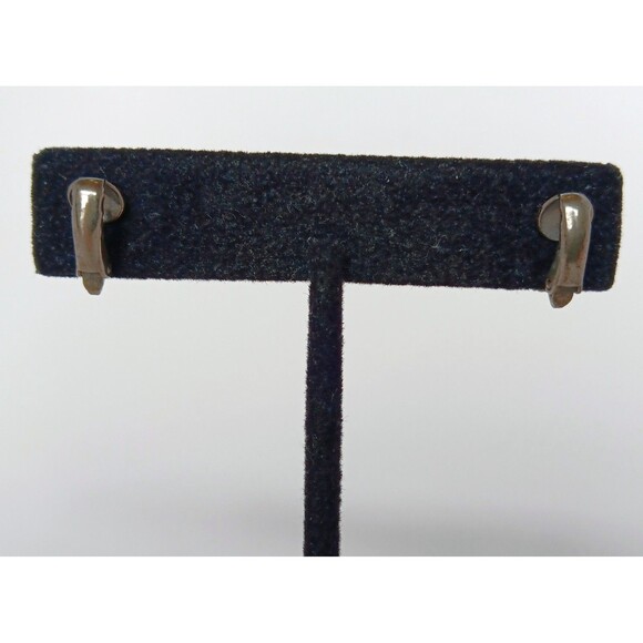 Vintage Clear Sparkly Rhinestone Clip-On Earrings Estate Find 1/2 in - Picture 5 of 10